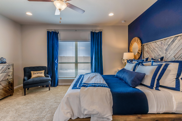 Creating a royal blue focal point